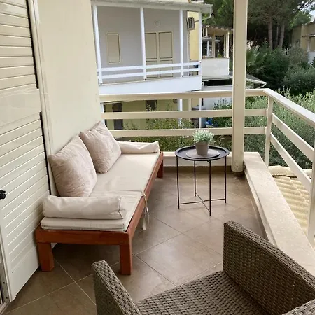 Family At Gjiri Lalzit * Дуррес